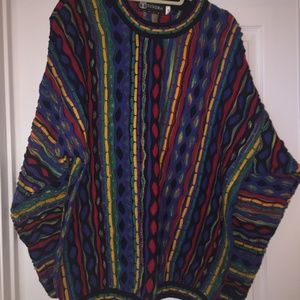 Coogi-like men’s crew neck sweater